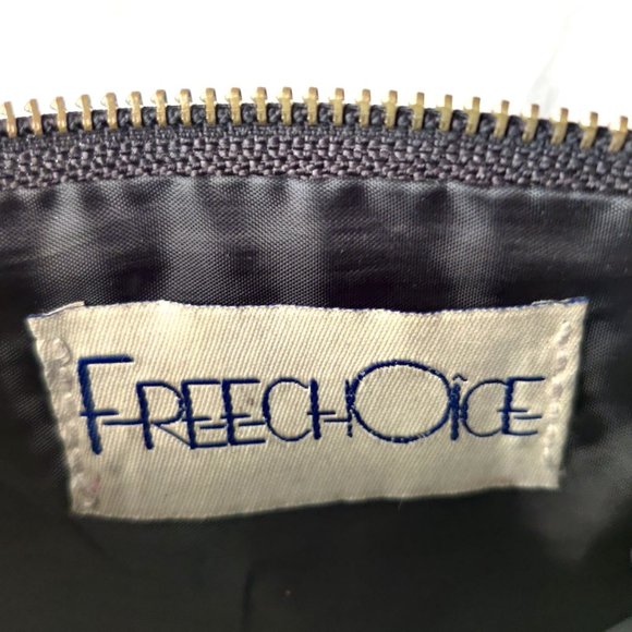 Free Choice Woven Wristlet - Picture 6 of 8